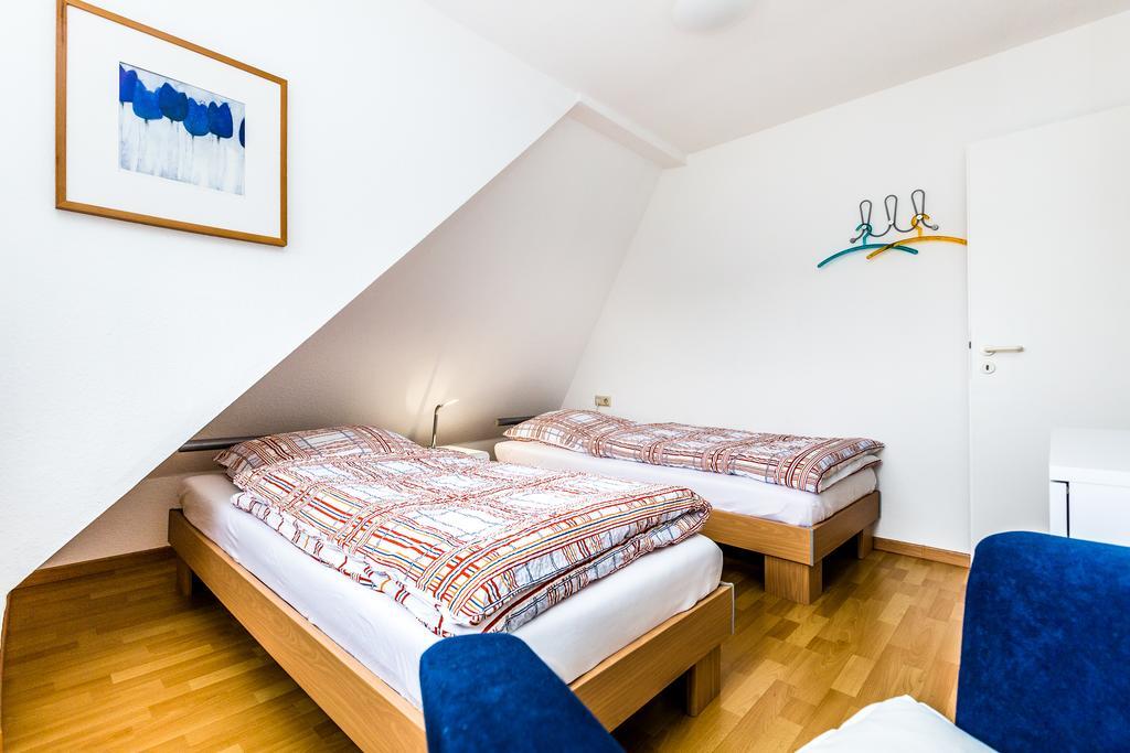Apartments Bensberg برجيش جلادباخ الغرفة الصورة
