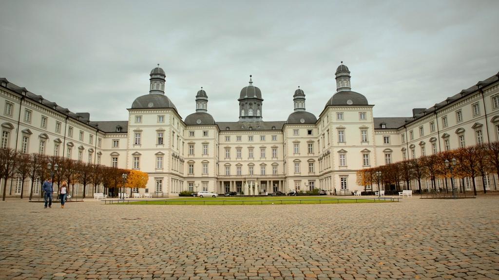 Apartments Bensberg برجيش جلادباخ المظهر الخارجي الصورة